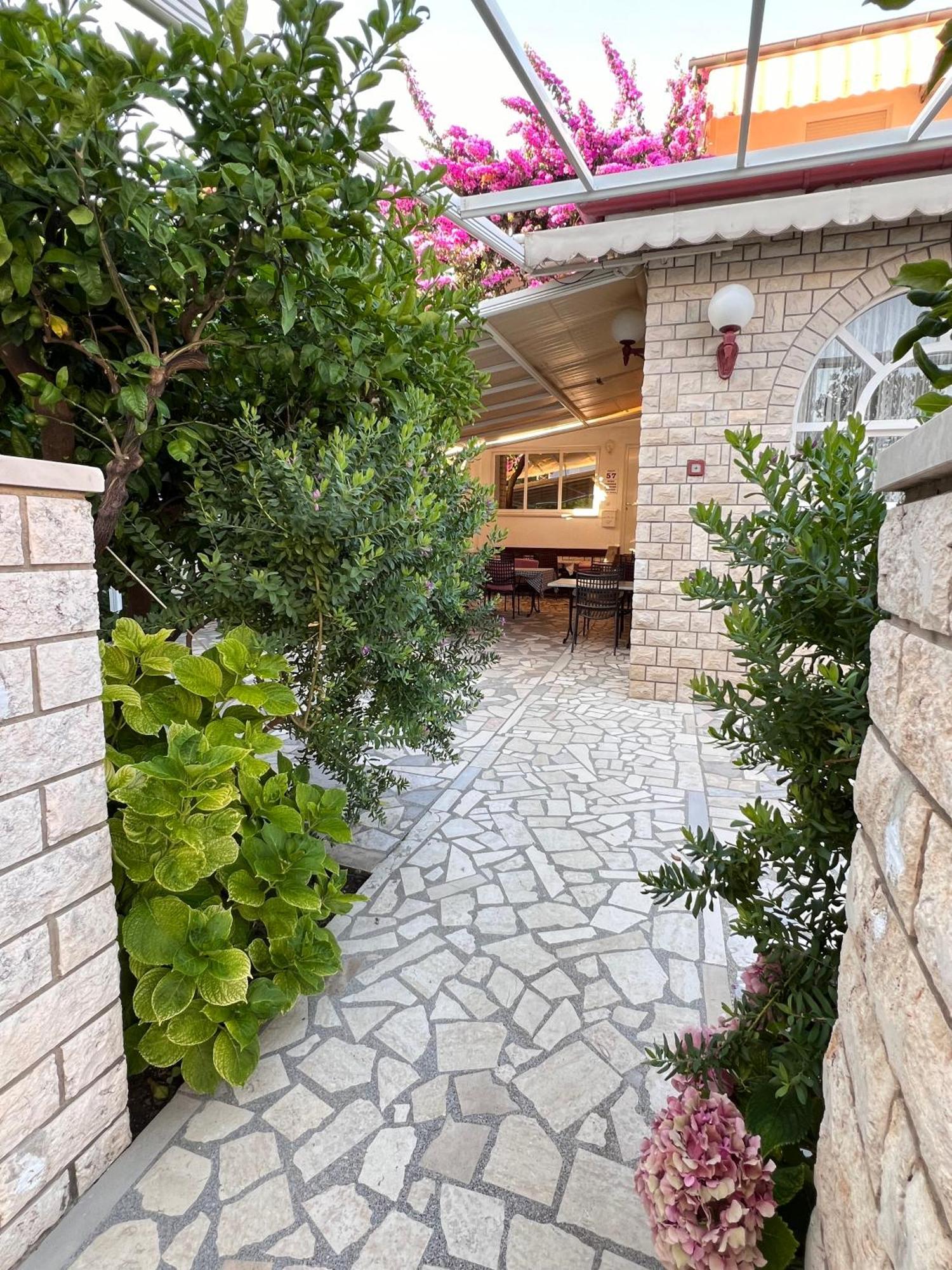 Bed & Breakfast Rab Palit Luaran gambar